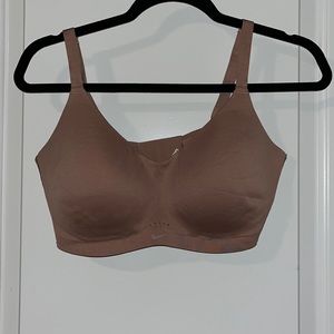 Nike Wireless sports bra